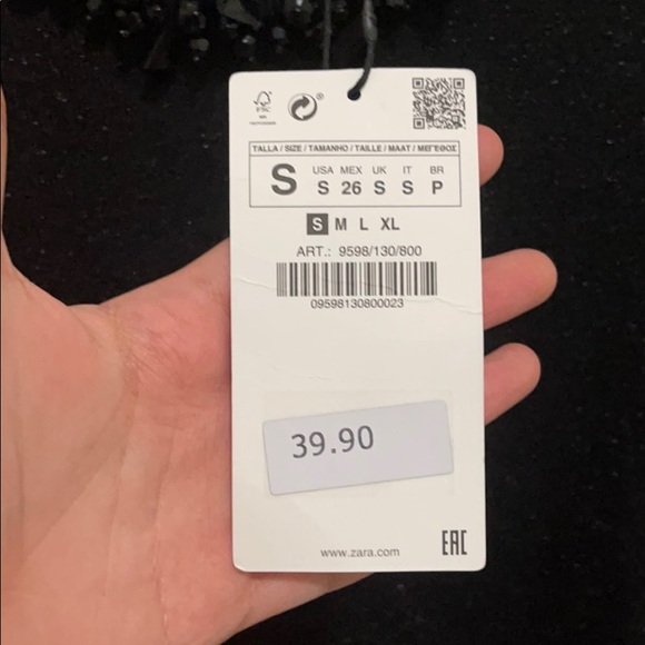 Zara Knit - Picture 3 of 3